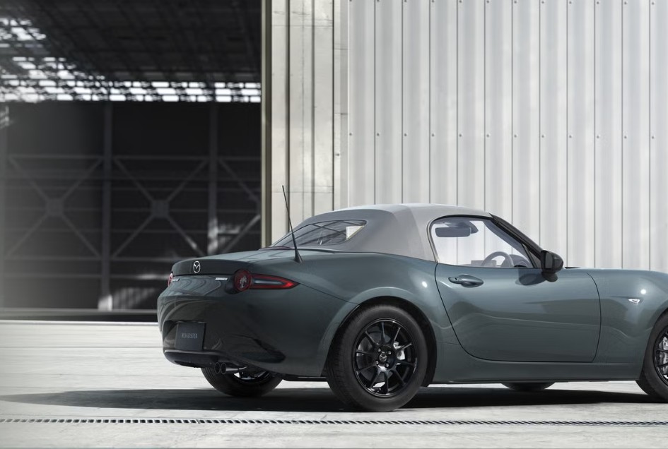 2027 Mazda MX-5 Colors Zinc Green & Options USA