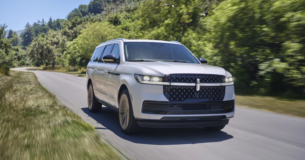 2027 Lincoln Navigator Release Date & Updates
